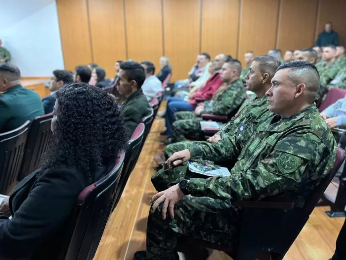 Liderazgo De La Escuela De Ingenieros Militares En El Primer Seminario