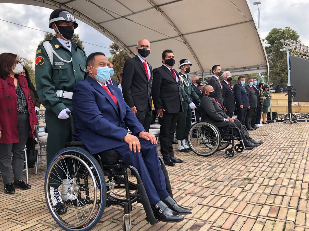 En Bogotá y otras partes del país se conmemoró el Día del Veterano