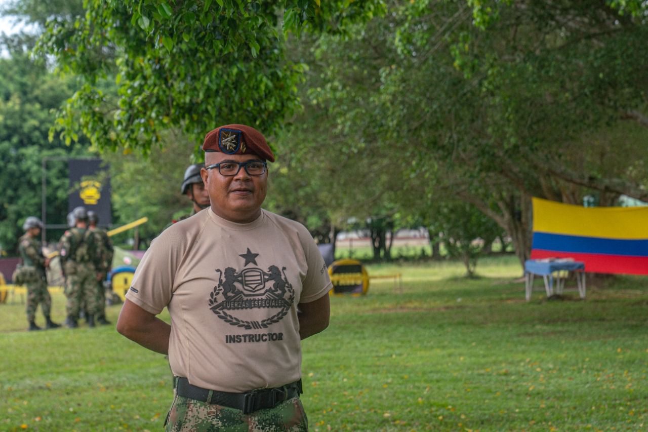 Historia De Un H Roe Ej Rcito Nacional De Colombia