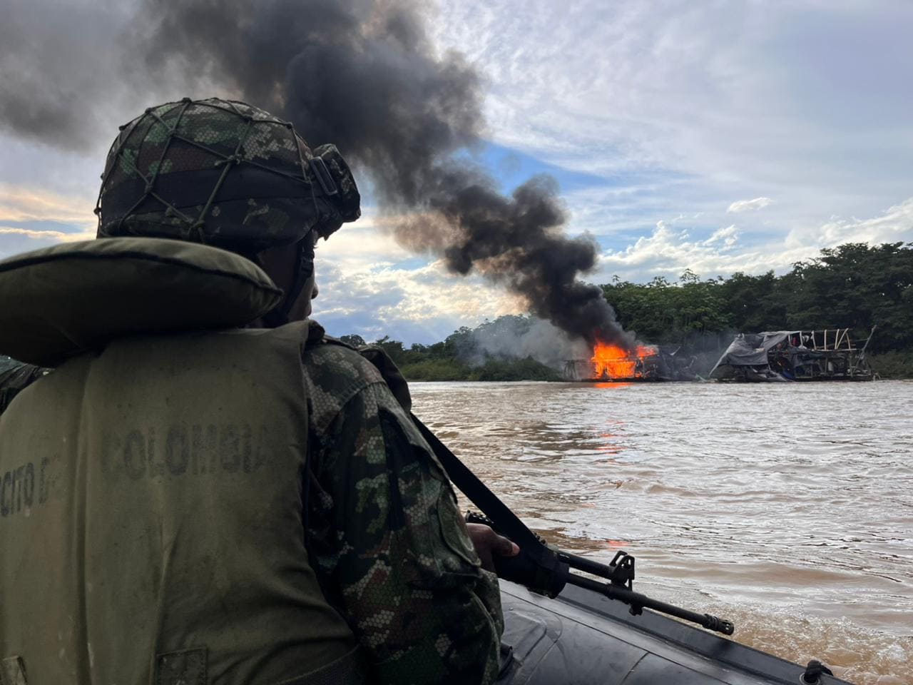 Ejército Nacional propinó golpe millonario a la minería ilegal en el Amazonas