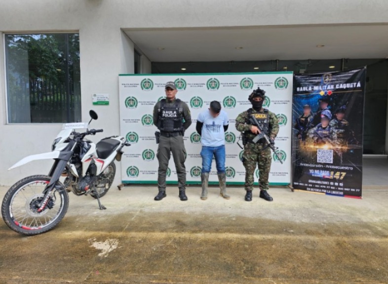 En Caquetá, tropas del Ejército capturaron a presunto cabecilla financiero del grupo residual Frente Iván Díaz, señalado de liderar extorsiones en el norte del departamento