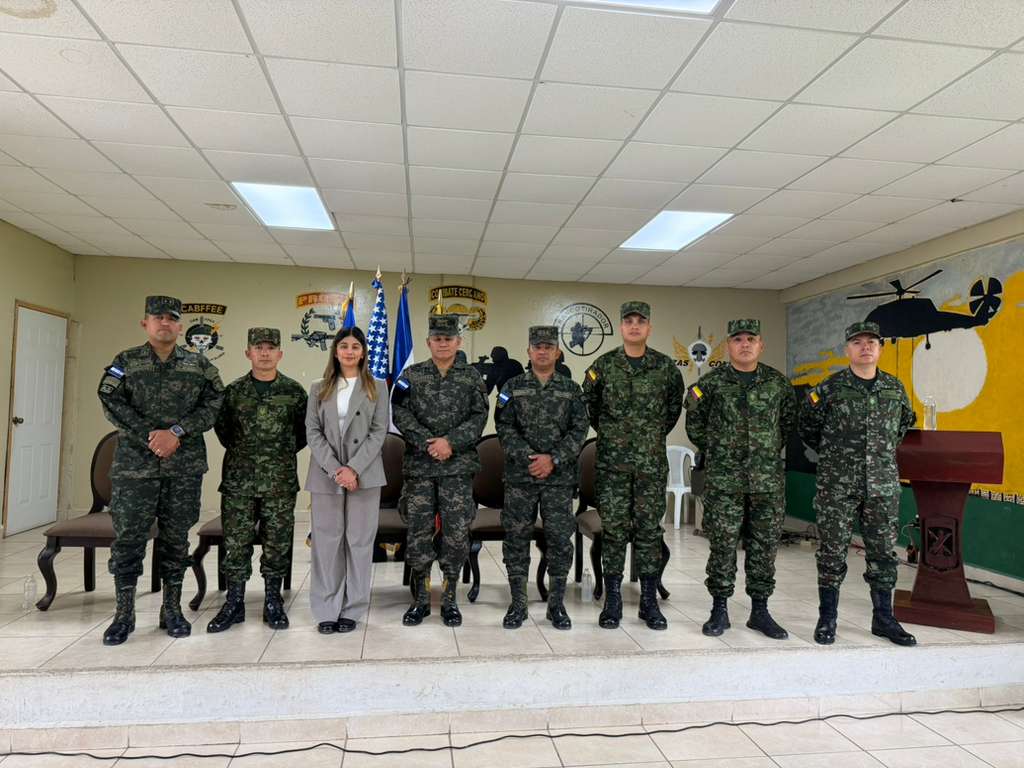 Militares colombianos se capacitan en Honduras para fortalecer la lucha contra el narcotráfico