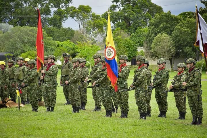 Con ceremonia militar fue oficializado el nuevo comandante del Batallón de Ingenieros de Combate N.° 18