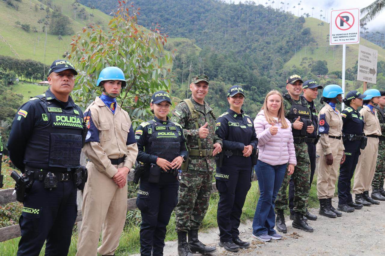 Ejército Nacional lanza la campaña Viaje Seguro, su Ejército está en la Vía, desde el Valle de Cocora