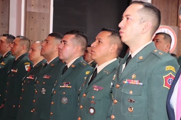 Sargentos mayores finalizaron proceso académico donde fortalecieron sus competencias para asumir nuevas responsabilidades