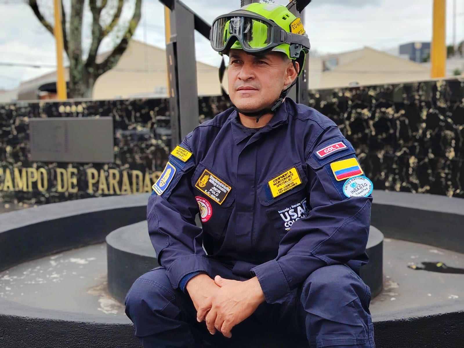 «Si tengo que darle mis botas a un rescatista, lo hago», la historia de un sargento del Ejército Nacional convocado para apoyar en la emergencia en Venezuela