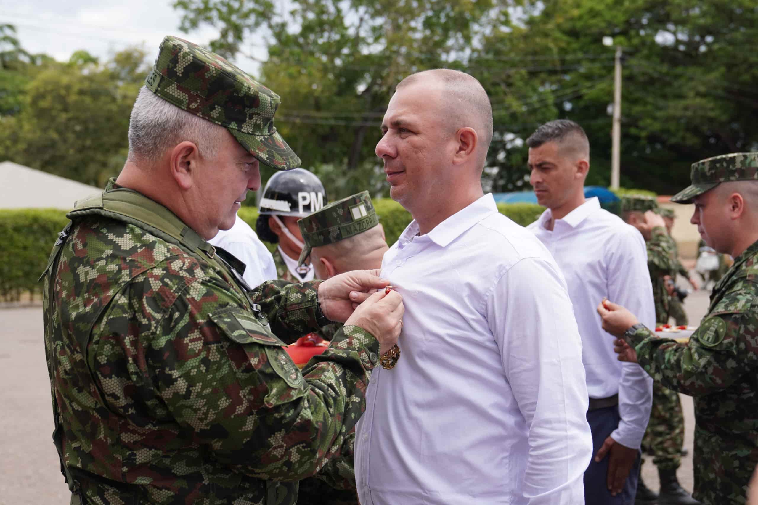 En Norte de Santander rindieron homenaje a 93 soldados profesionales que culminaron 20 años de servicio en el Ejército Nacional