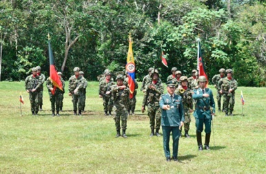 Cuarta División fortalece el liderazgo operacional con la transmisión de mando del Batallón de Infantería de Selva N.° 30