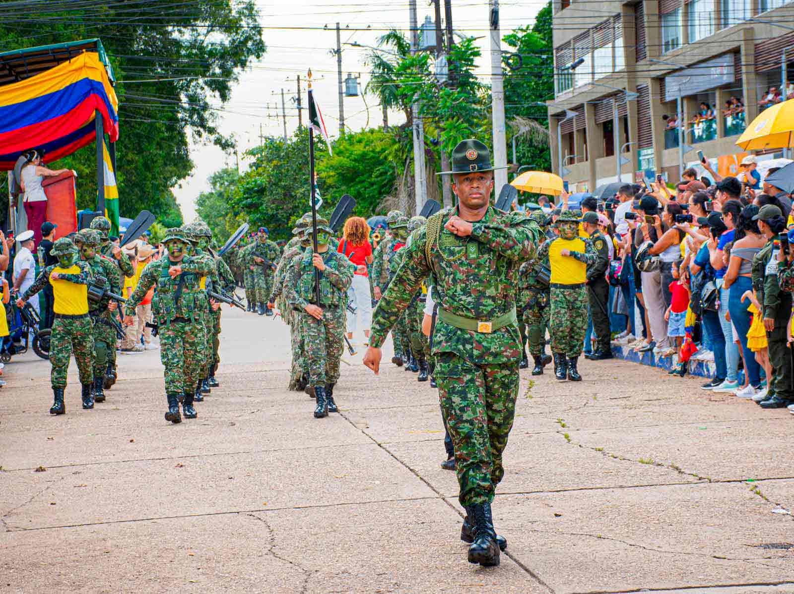 ¡Colombia celebró sus 216 años de Independencia con un imponente desfile militar y policial en Meta, Guaviare y Vaupés!