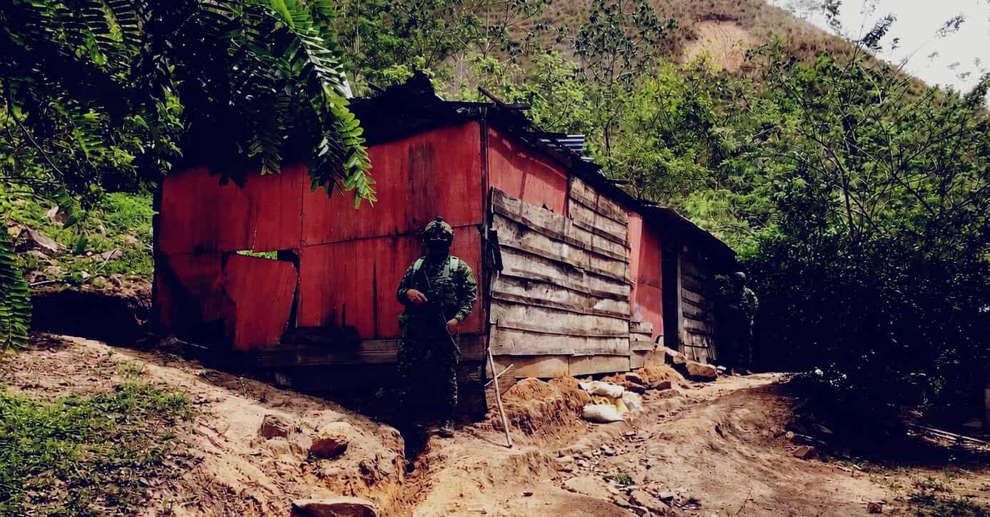 Ejército Nacional desmanteló un laboratorio del GAO ELN e incautó 220 kilos de cocaína