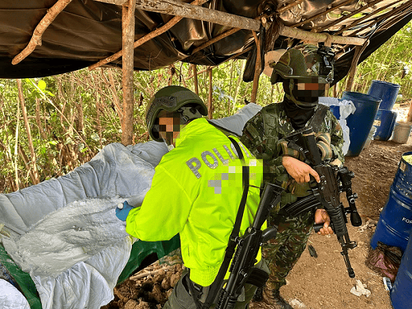 El Ejército Nacional afectó en 12.000 millones de pesos las economías ilícitas del ELN y GAO-r