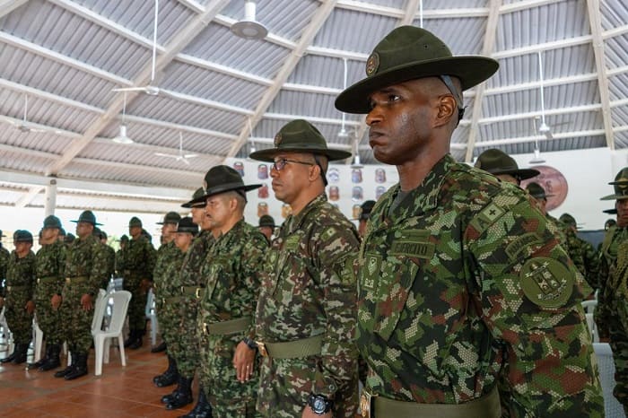 Forjadores de disciplina: el papel del Suboficial Instructor Líder (SIL) en el Ejército Nacional