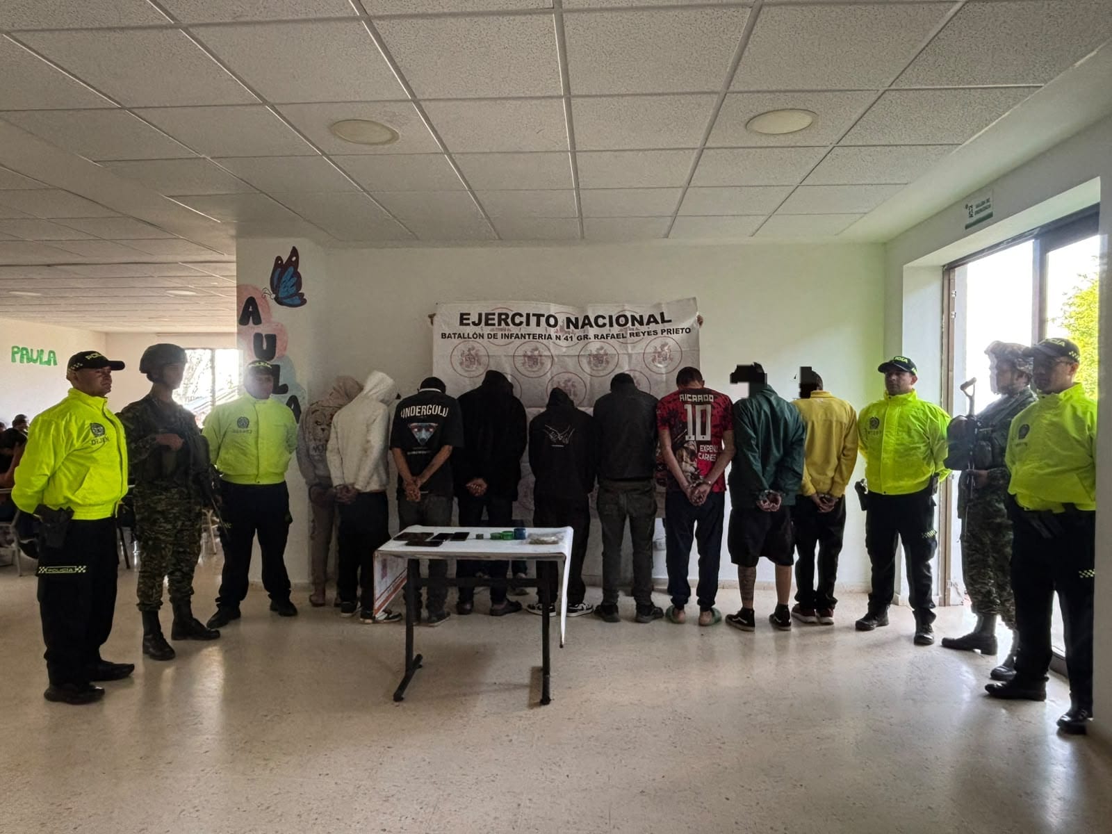 Caen Los Popeyes: nueve capturados en operación contra el tráfico de estupefacientes en Vélez